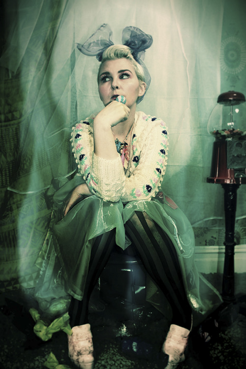 tumblr_inline_ntci1awxgb1qbxwj4_500